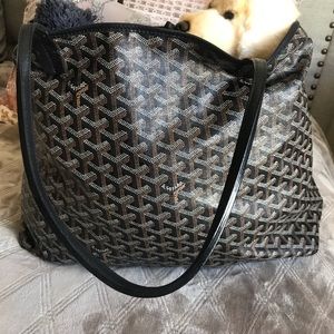 Additional pics of the goyard bag